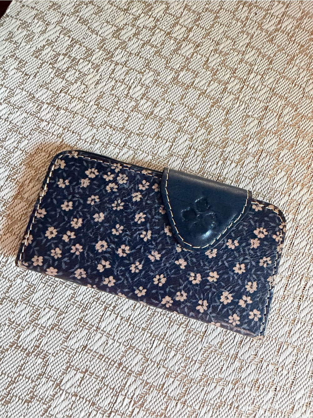 Patricia Nash Vara iPhone 7 Case wallet NEW